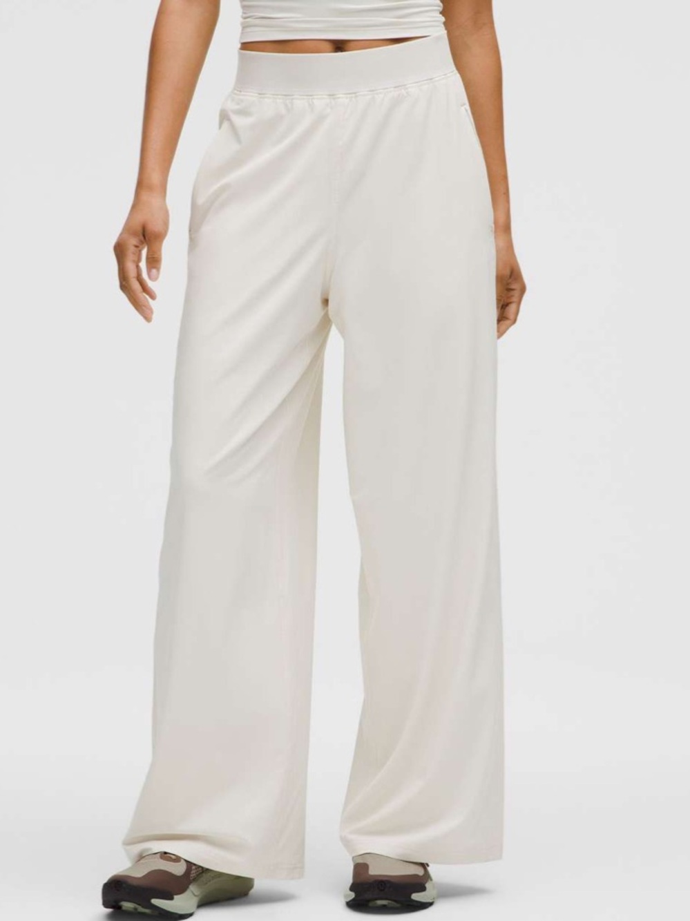Lululemon Ivory Wide Leg Ankle Pants size 8